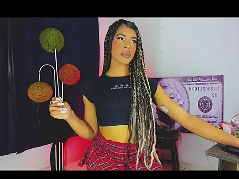 bloom444 online show from April 9, 4:56 am