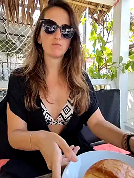 Alexvit2616 online show from February 16, 4:42 am