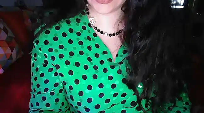 Snapshot of CronacaErotica chatting on February 5, 4:47 pm CronacaErotica online show from February 5, 4:47 pm