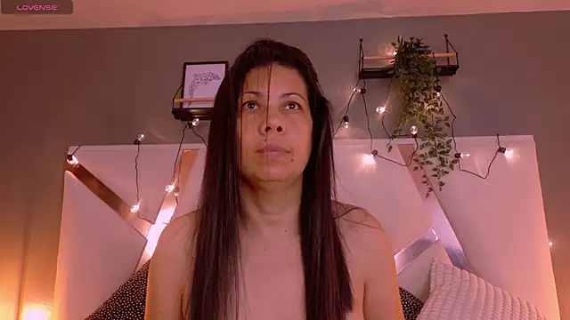 JaylaScott   online show from September 26, 11:47 am