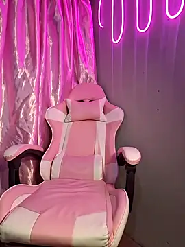 alexxaa96 online show from January 24, 2:39 am