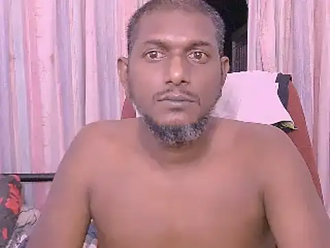 Snapshot of dmancams1874 chatting on February 3, 7:10 pm dmancams1874 online show from February 3, 7:10 pm