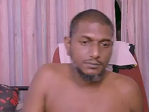 Snapshot of dmancams1874 chatting on February 4, 1:13 am dmancams1874 online show from February 4, 1:13 am