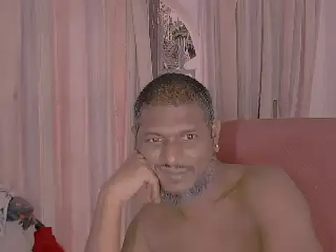 Snapshot of dmancams1874 chatting on February 11, 3:40 pm dmancams1874 online show from February 11, 3:40 pm