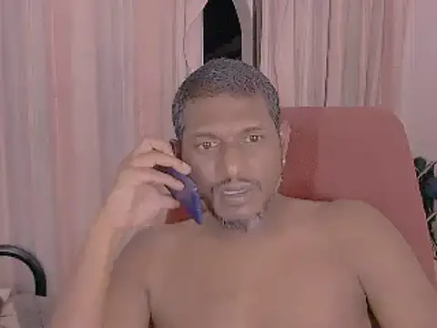 Snapshot of dmancams1874 chatting on February 24, 7:41 pm dmancams1874 online show from February 24, 7:41 pm