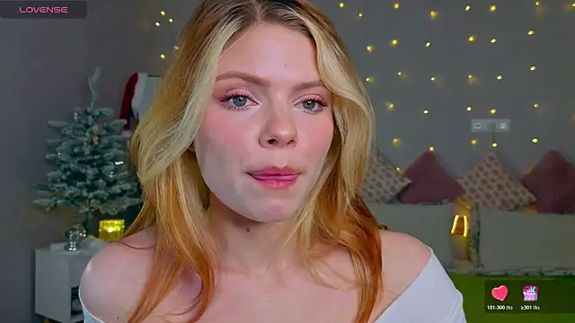 Red  Candy online show from January 9, 12:08 pm