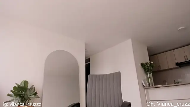 vianca cruzz online show from January 30, 6:32 pm