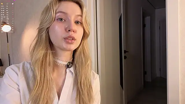 bonnyfloweer online show from July 30, 5:12 pm