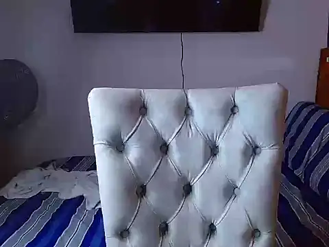 Velk hot online show from April 14, 12:33 pm