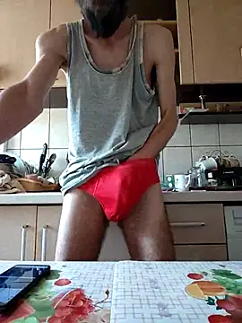 Snapshot of vulpe8400 chatting on March 22, 2:47 pm vulpe8400 online show from March 22, 2:47 pm