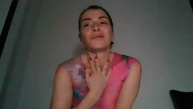 Snapshot of Liloo8923 chatting on December 12, 10:24 am Liloo8923 online show from December 12, 10:24 am