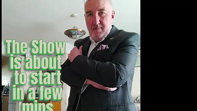 Adamdaddybear online show from November 8, 8:25 am