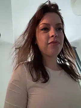 Snapshot of AylaRed chatting on February 19, 3:16 pm AylaRed online show from February 19, 3:16 pm