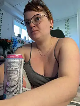 Sweetleeahxx online show from May 15, 1:07 pm