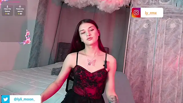 Snapshot of lylita2 chatting on December 21, 4:30 am lylita2 online show from December 21, 4:30 am