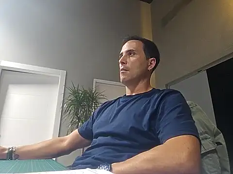 Lucas   81 online show from October 29, 7:48 pm