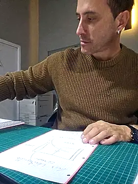 Lucas   81 online show from December 5, 5:31 pm