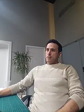 Lucas   81 online show from March 4, 7:20 pm