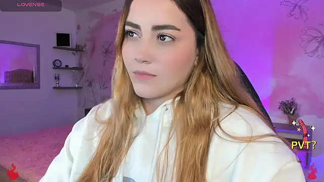 Lucia star   online show from February 12, 2:56 am