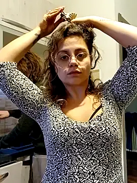 ItalianiMuli online show from December 13, 8:04 pm