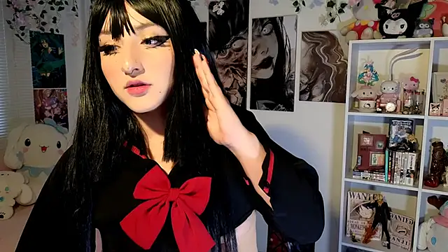 julyana  online show from March 13, 1:29 pm