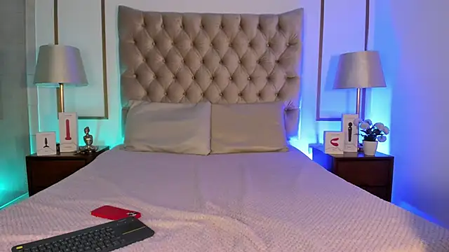 GigiVolkova online show from October 25, 3:58 am