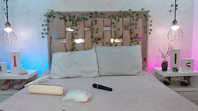 GigiVolkova online show from November 26, 3:18 am