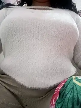 cute-mahek online show from February 7, 5:05 pm