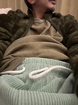 Snapshot of hentai6269 chatting on March 9, 3:05 pm hentai6269 online show from March 9, 3:05 pm