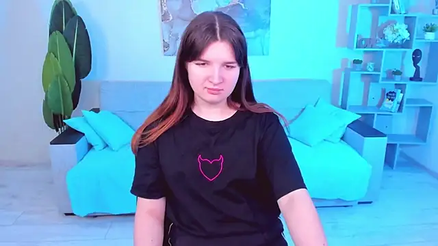 BonneyLove online show from February 12, 5:58 pm