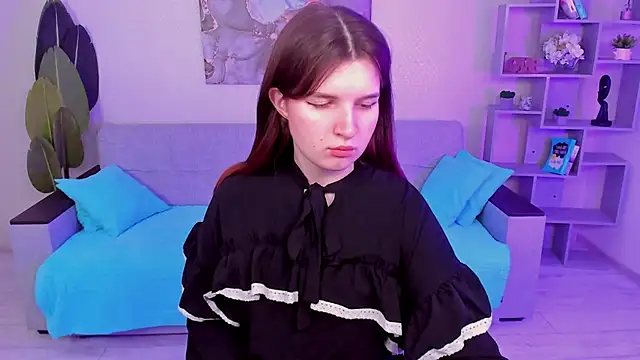 BonneyLove online show from February 16, 5:37 pm