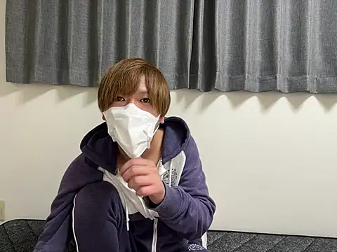 onimakura online show from March 31, 2:06 pm