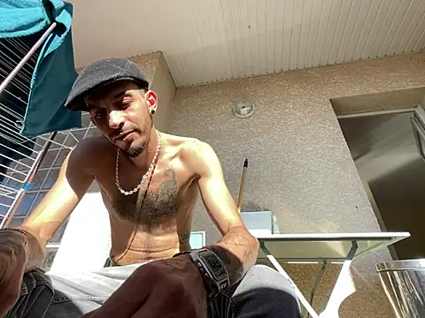 Rebeu313 online show from April 8, 3:34 pm