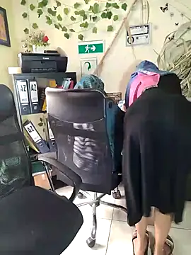 Snapshot of NAJWA-ARAB chatting on December 23, 2:50 pm NAJWA-ARAB online show from December 23, 2:50 pm