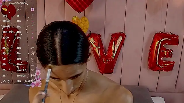 skyyfoxpraga online show from February 18, 1:00 pm