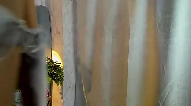 skyyfoxpraga online show from March 18, 3:21 pm