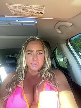 sunshinekisses online show from June 15, 2:19 pm