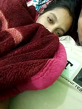 Snapshot of Taniya07 chatting on January 26, 10:02 am Taniya07 online show from January 26, 10:02 am