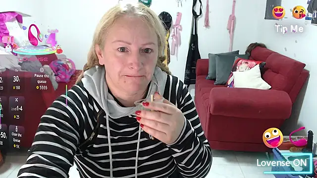 emperabigbootybigass online show from November 27, 12:18 pm