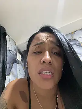 Snapshot of KatalinnaBrown chatting on February 10, 6:45 pm KatalinnaBrown online show from February 10, 6:45 pm