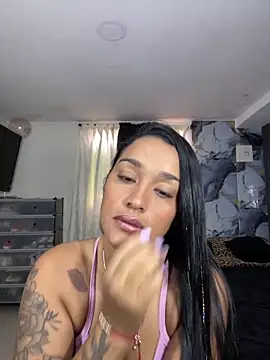 Snapshot of KatalinnaBrown chatting on April 19, 1:21 pm KatalinnaBrown online show from April 19, 1:21 pm
