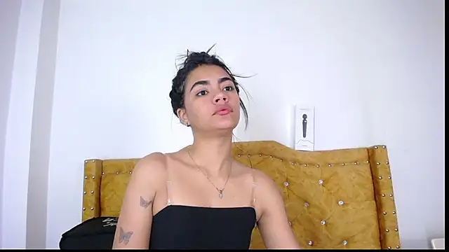 Snapshot of kihara_candy69 chatting on May 28, 12:46 pm kihara candy69 online show from May 28, 12:46 pm