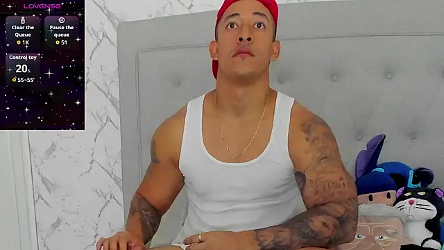 luigiferrara online show from March 14, 4:23 pm