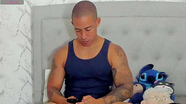 Snapshot of luigiferrara chatting on May 27, 8:50 pm luigiferrara online show from May 27, 8:50 pm