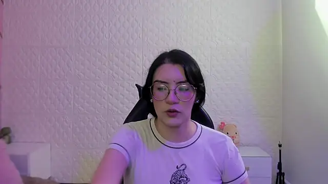 Violetaa diazz online show from May 22, 9:31 pm