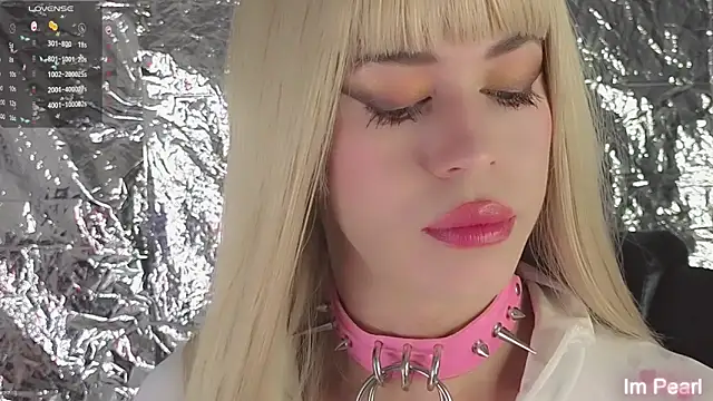 im pearll online show from April 17, 8:45 pm