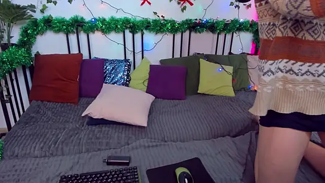 FillDammon online show from December 21, 3:24 am