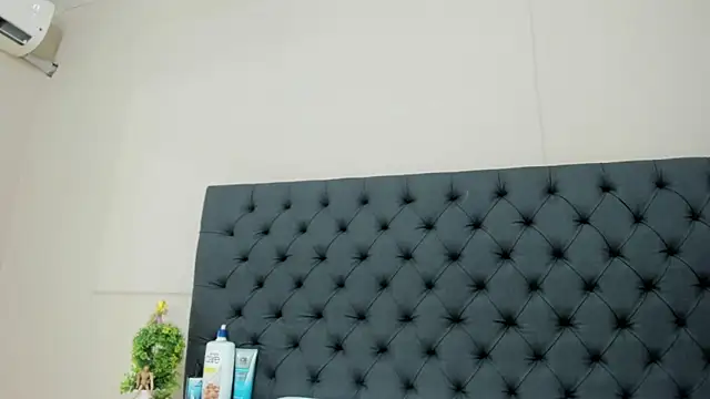 Snapshot of _candy_jade_ chatting on May 15, 12:34 pm candy jade online show from May 15, 12:34 pm