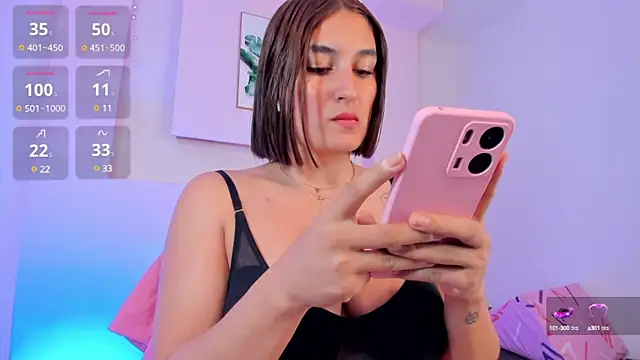 Snapshot of ScarlettWet9 chatting on December 15, 9:56 am ScarlettWet9 online show from December 15, 9:56 am