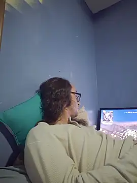 real1lover online show from February 3, 11:36 pm